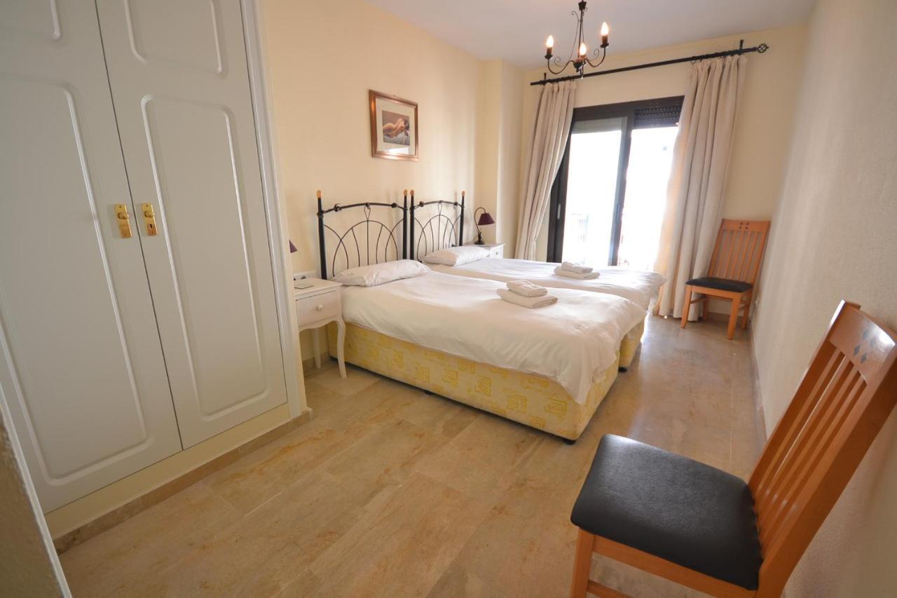 Marina Real 425 Appartement Manilva Buitenkant foto